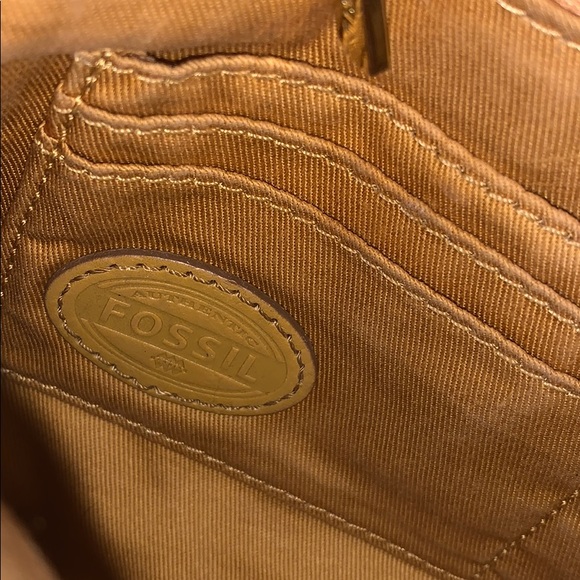 Fossil crossbody bag (wallet INCLUDED) - Picture 5 of 11